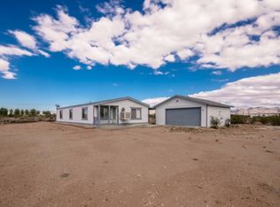 3724 N Stewart Mountain Rd, Golden Valley, AZ 86413