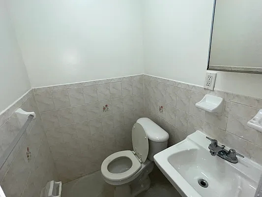 Rented by Fifth & Forever LLC | media 40