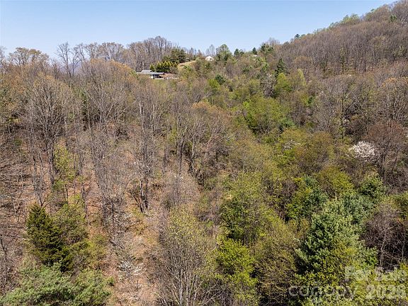 5th image of 42 Sunnybrook Trl