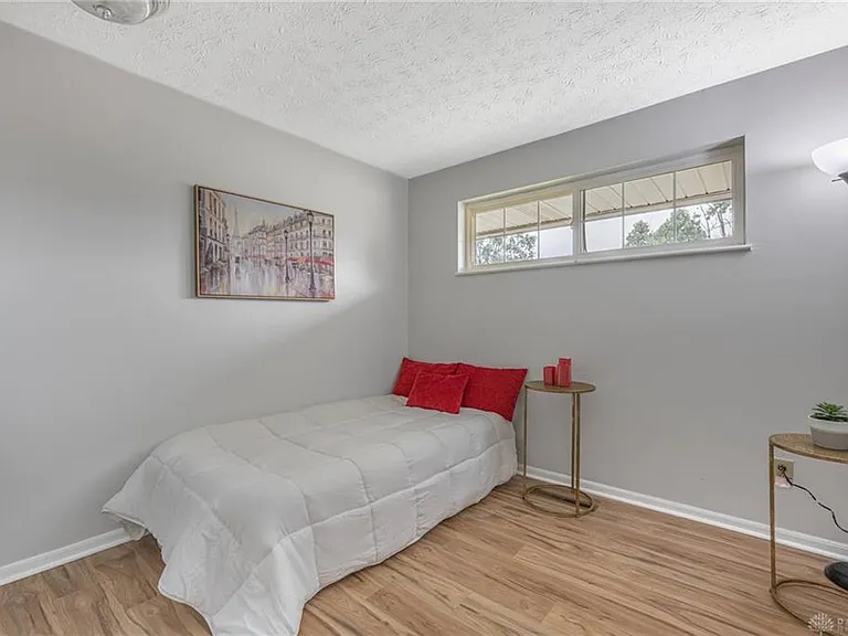 5276 Buckner Dr — Photo 12