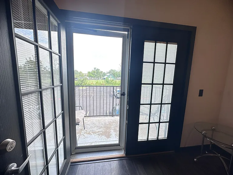 111 SE 22nd St #21 — Photo 4