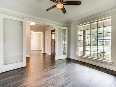 1806 Southridge Dr — Photo 12