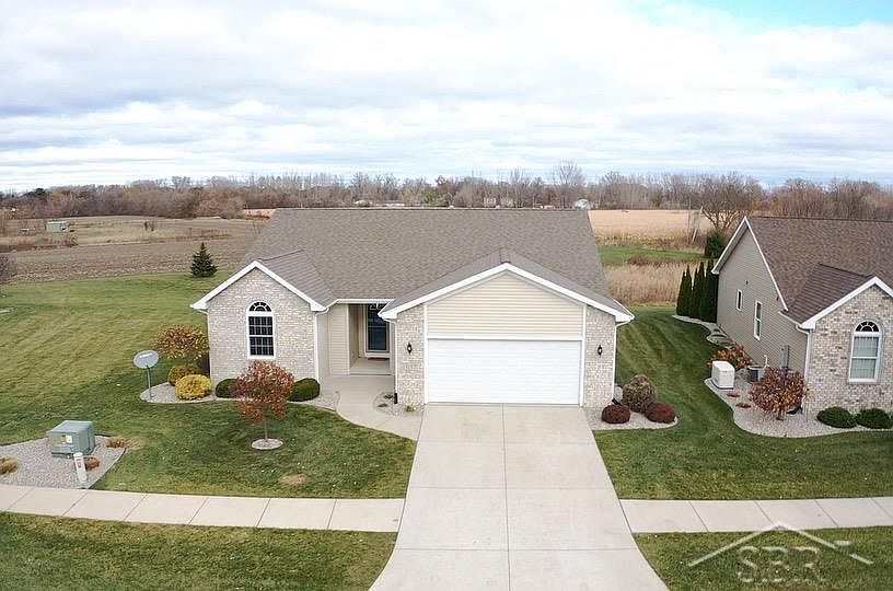 1st image of 3157 Gaslight Dr