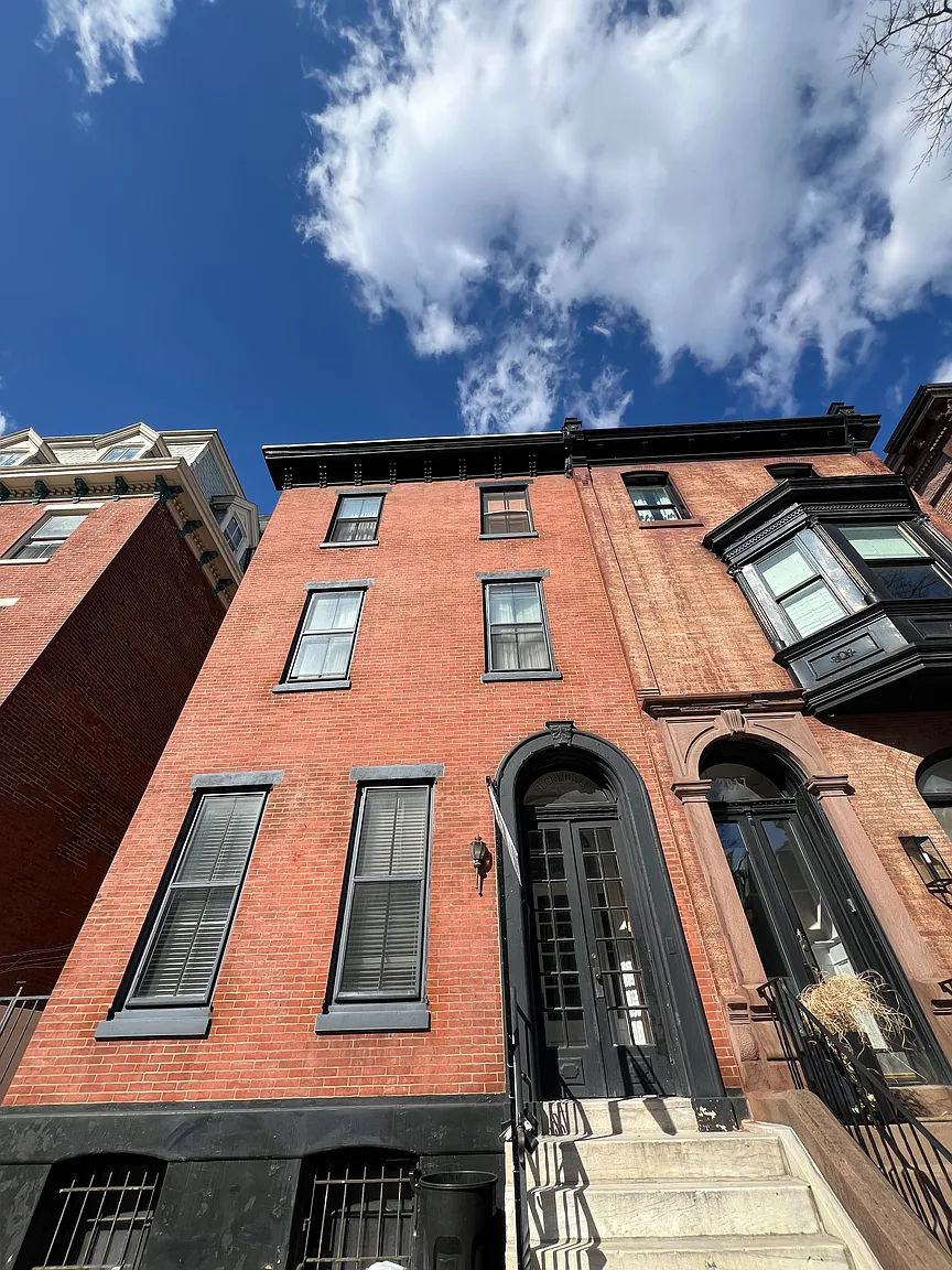 2019 Spring Garden St APT 1F photo 1