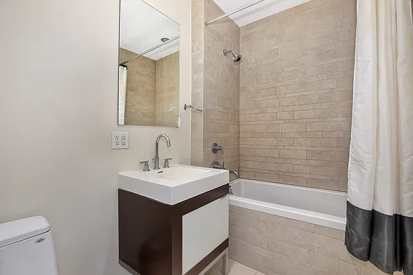Rented by MEIER | media 4
