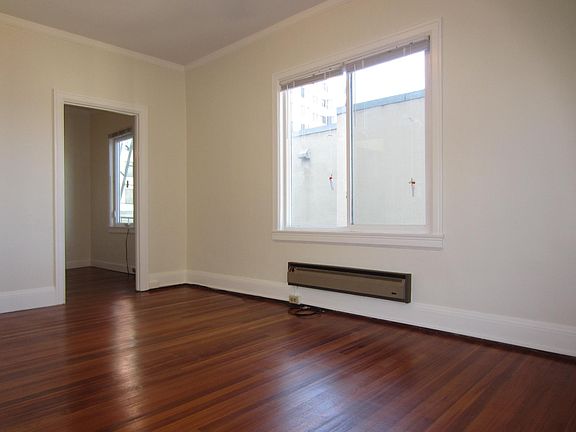 4th image of 707 Stockton St #306
