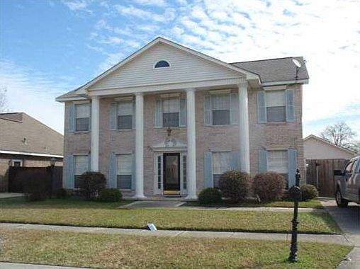 2nd image of 2625 Crestway Dr