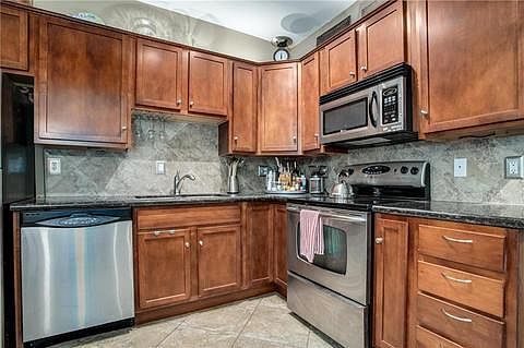 1st image of 200 E 43rd St APT 205
