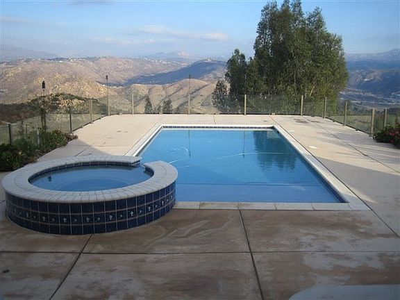 VIEW,POOL