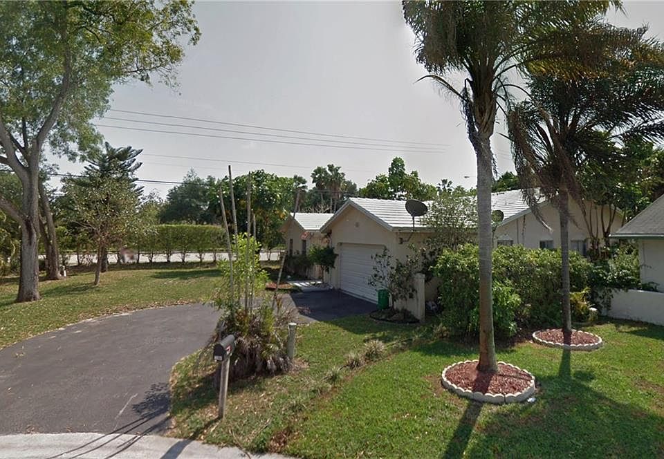 1st image of 2314 NW 98th Ter