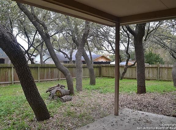 4th image of 8522 Chimneyhill St