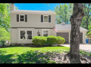 9617 Eby St, Overland Park, KS 66212
