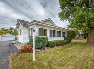 208 W 38th St, Anderson, IN 46013