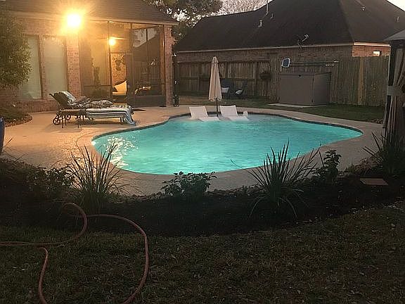 5th image of 123 Deerwood Dr