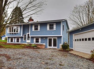 52 Lords View Ter, Richmond, VT 05477