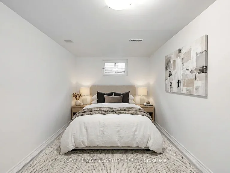 173 Rathburn Rd #LOWER — Photo 7