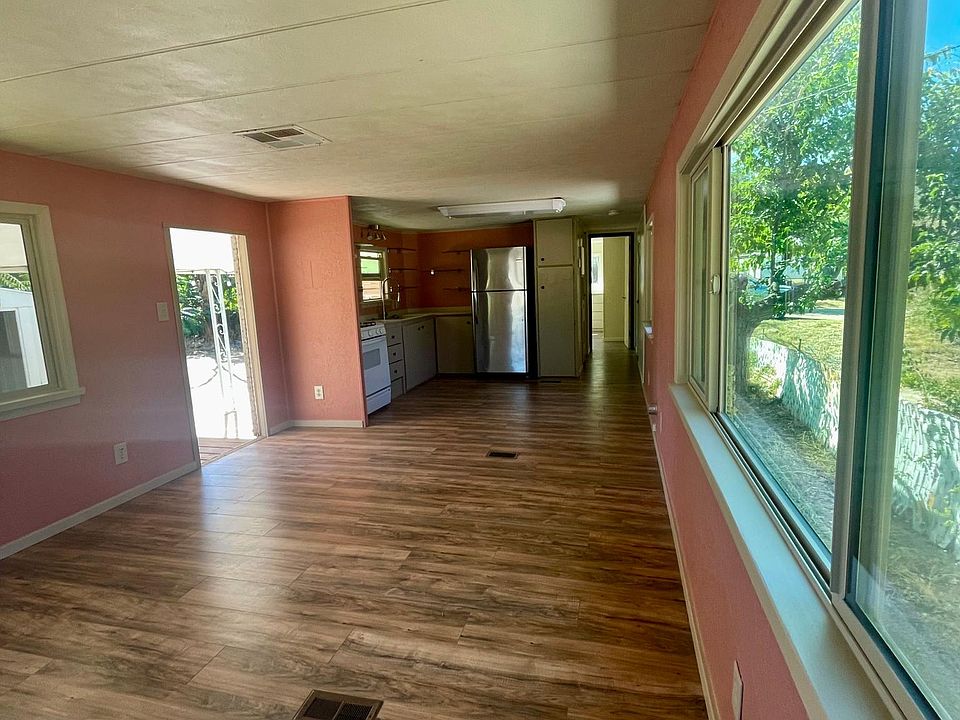 Kitchen, taken from living room