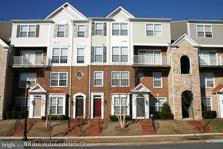 1st image of 223 Jay Dr #101
