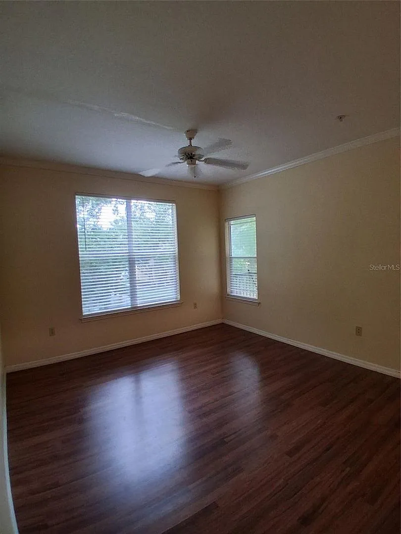 Pond view well maintained condo on the 3rd floor Pinnacle at Carrollwood — Photo 4