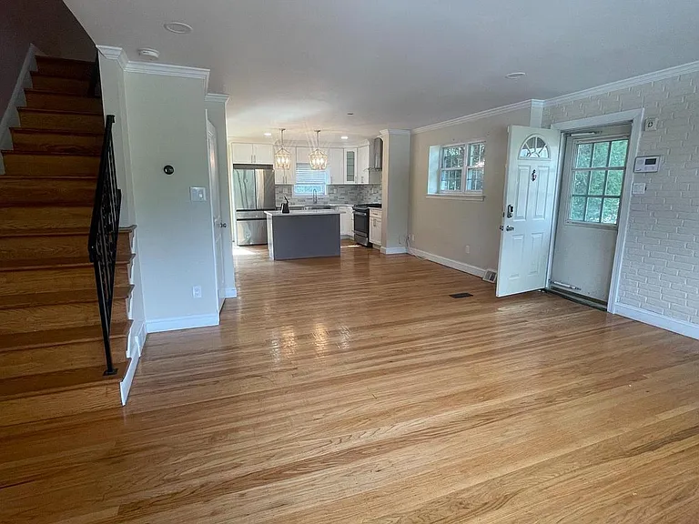3300 Kayford Cir — Photo 8