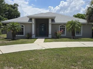 1025 W Lake Hamilton Dr, Winter Haven, FL 33881