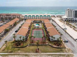 8425 Gulf Blvd APT 213, Navarre, FL 32566