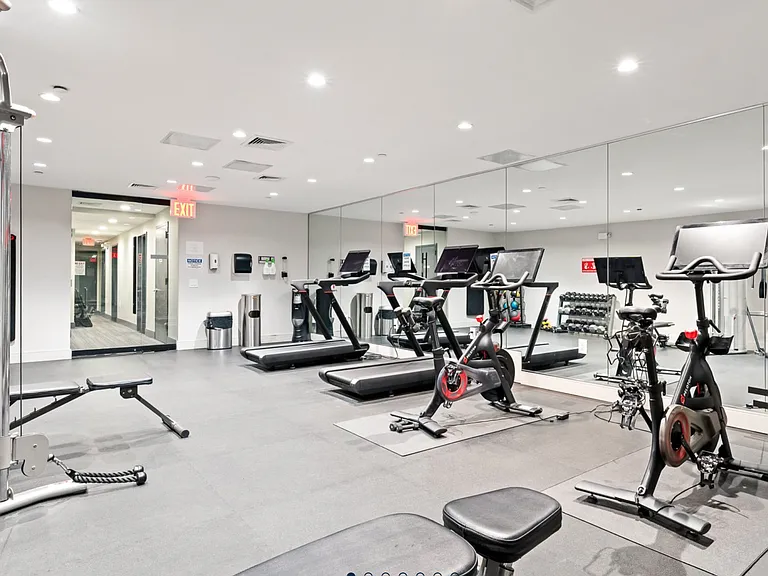 49 E 34th St #26C — Photo 9