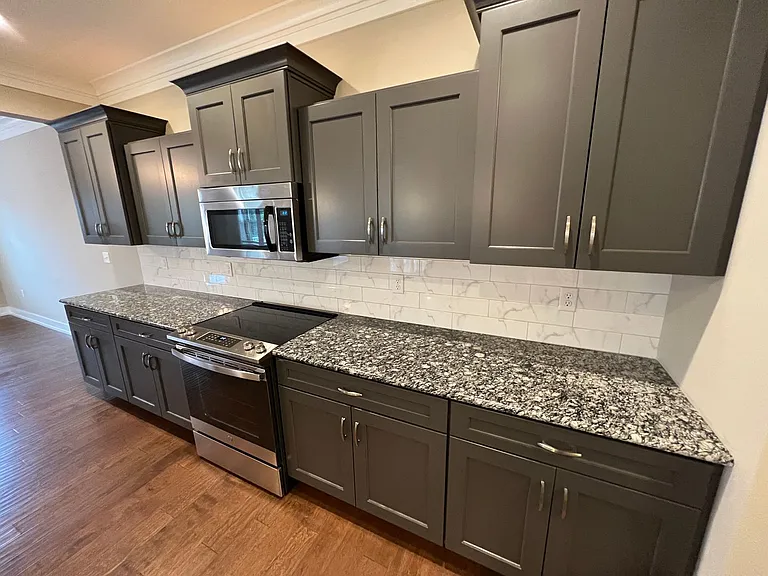 5016 Royal Ave — Photo 6