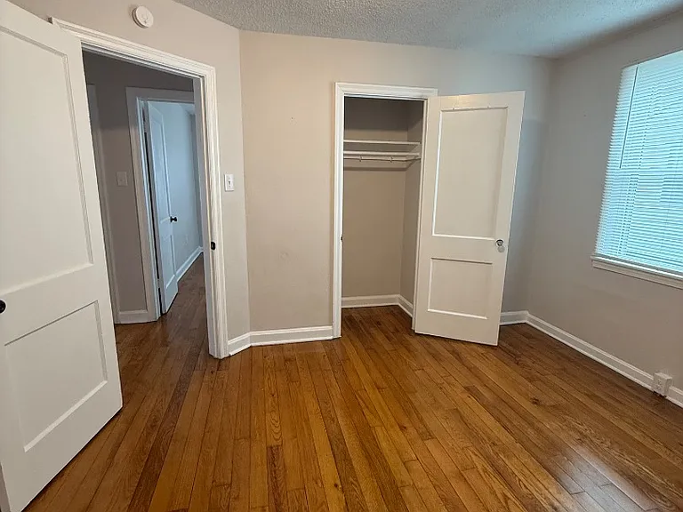 Unit Photo