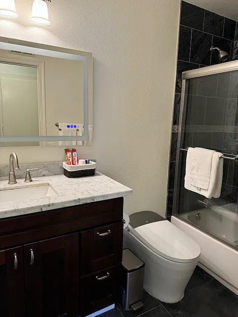 3 bed, 1305 sqft, $1,650 — Photo 3