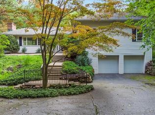 460 Hoffman Rd, Rochester, NY 14622