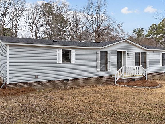 3rd image of 1100 Benbrook Drive
