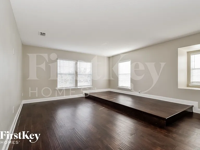 3889 Marsh Bluff Dr — Photo 7
