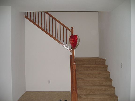 2nd image of 29291 Ariel St