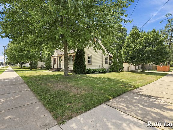 2nd image of 3401 Clyde Park Ave SW
