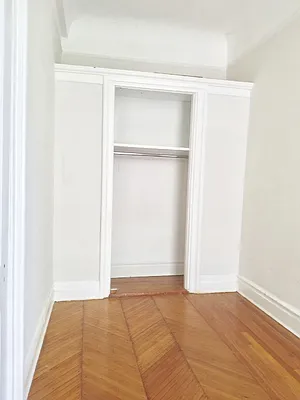 Rented by A P Realty Group NY LTD | media 40