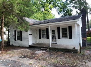 3915 Russell St, Hope Mills, NC 28348