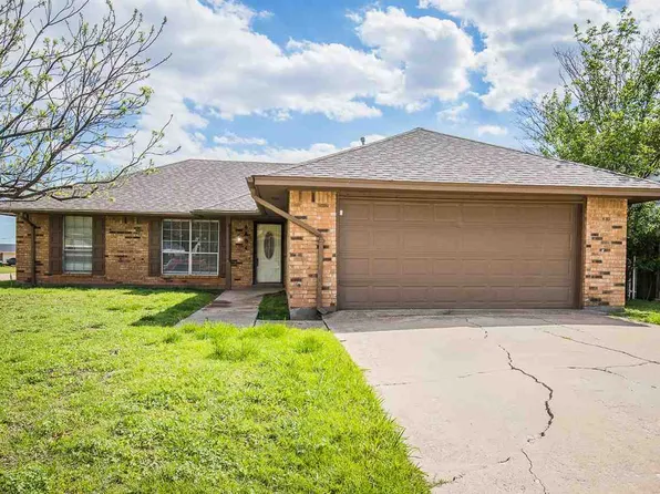 6804 SW Fenwick Ave, Lawton, OK 73505