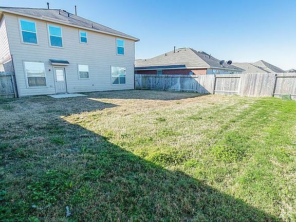 5th image of 11 Laguna Bend Dr