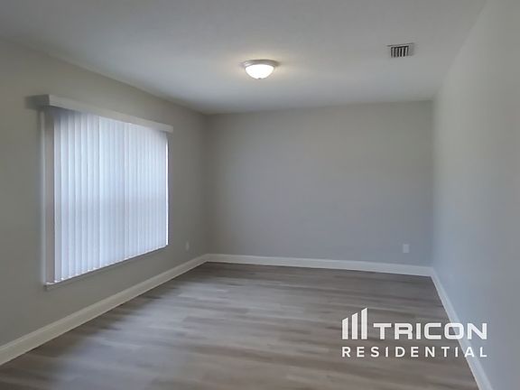 5th image of 37 Perry Creek Dr