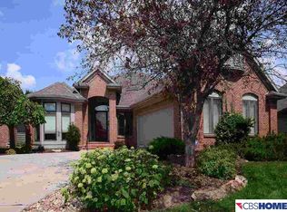 1645 S 189th St, Omaha, NE 68130