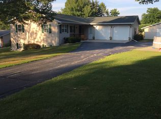N6865 Zephyr Rd, Plymouth, WI 53073