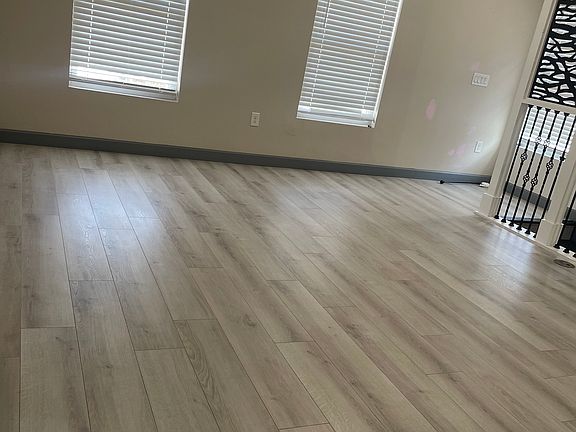 4th image of 1356 Sheeler Ave #2