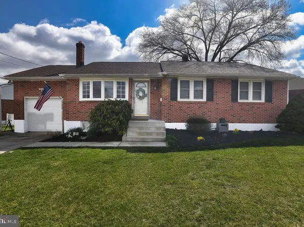 1610 Victory Dr, Wilmington, DE 19804