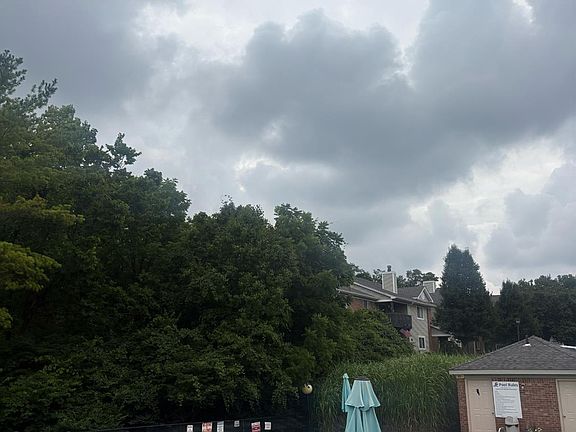 2nd image of 9319 Winton Rd APT 2