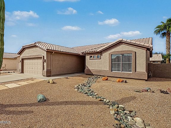 3rd image of 1472 E DESERT INN Drive