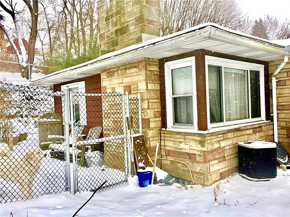 4th image of 728 Pittsburgh McKeesport Blvd