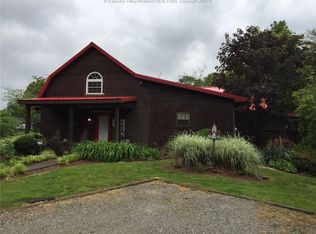 104 Country Rd, Cross Lanes, WV 25313