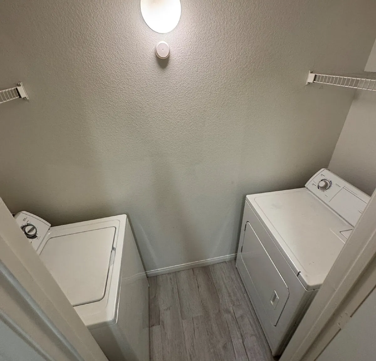 1 bed, 1.0 bath, 776 sqft, $1,335 — Photo 4