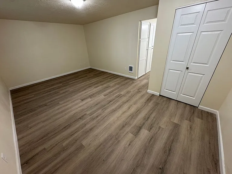 2215 Elm St SW — Photo 30